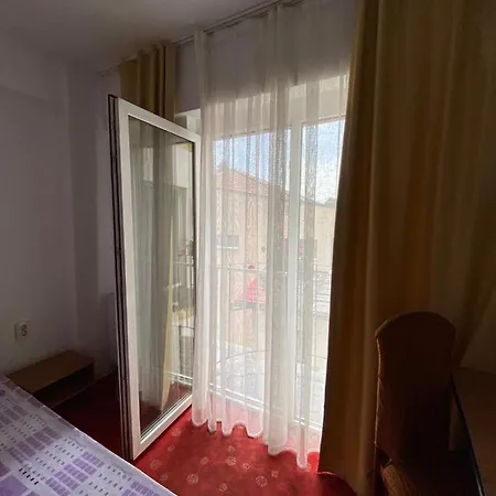 Gymy فندق مبيت وإفطار