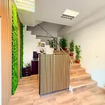 Gymy Oda ve Kahvaltı Köstence