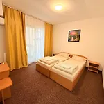 Oda ve Kahvaltı Gymy