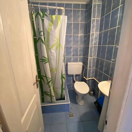 Bed and Breakfast Gymy Κονστάντζα