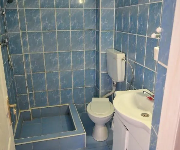 Bed & Breakfast Gymy Constanta